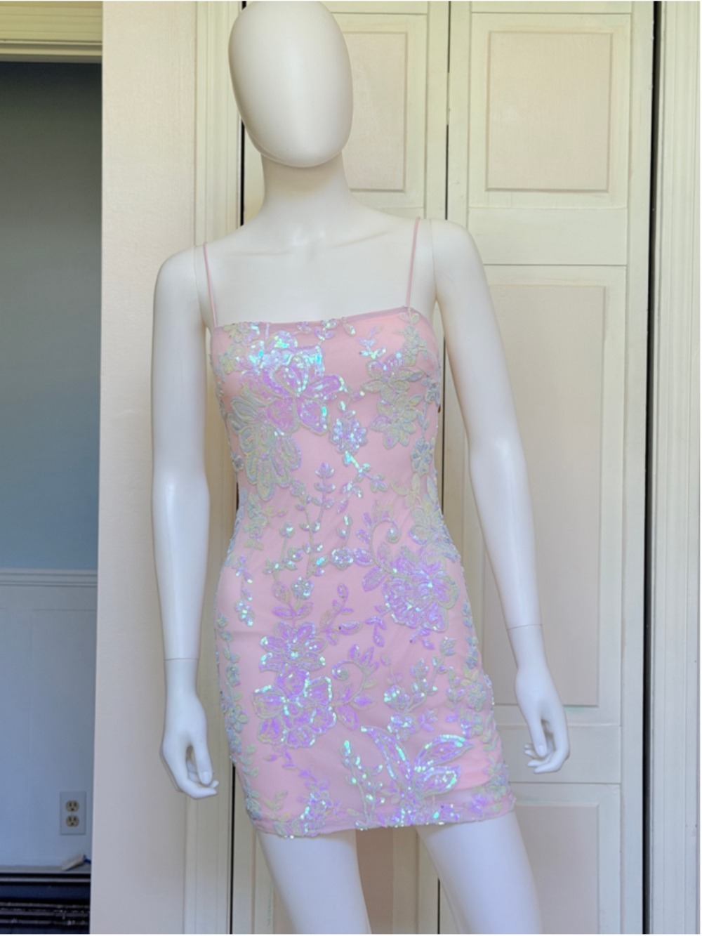 Size Large Pink Iridescent Sequin Mini Cocktail Party Homecoming Hoco Dress - Picture 3 of 5